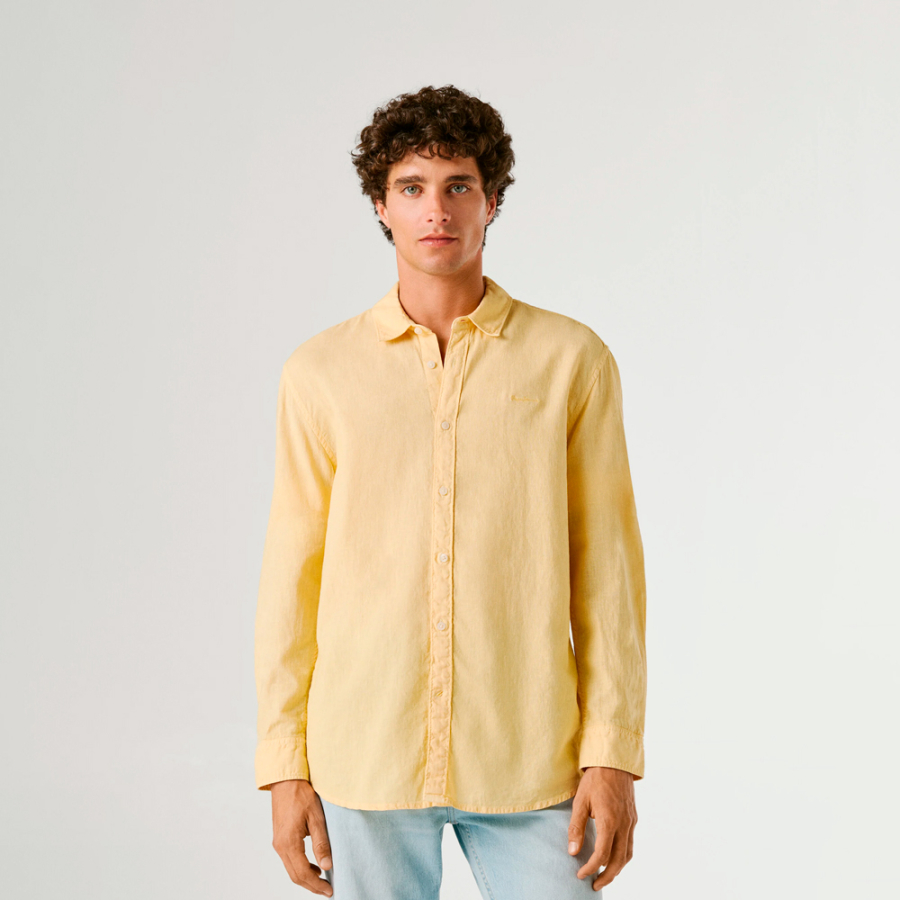 chemise-teinte-en-piece-coupe-classique