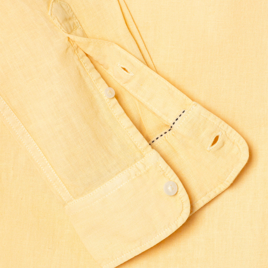 camicia-tinta-in-capo-vestibilita-regolare