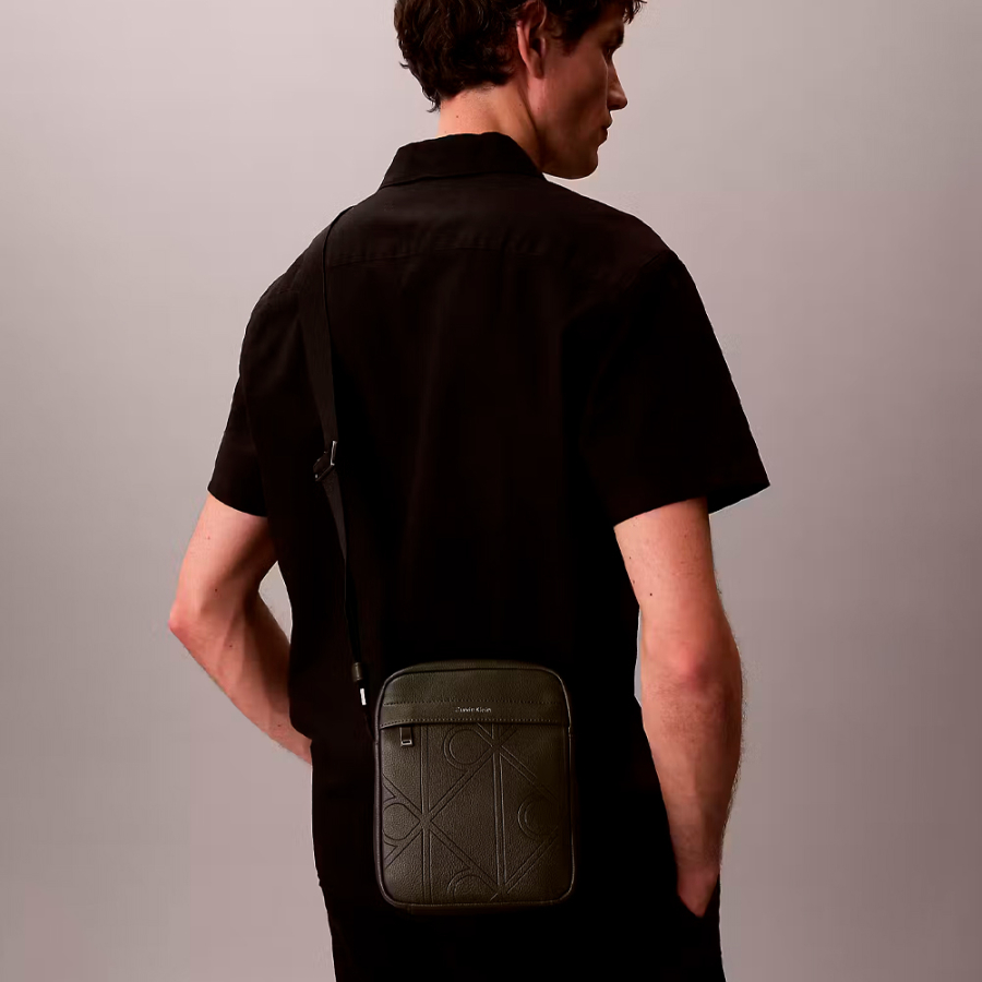 sac-a-bandouliere-de-reporter-emblematique sac-a-bandouliere-de-reporter-emblematique
