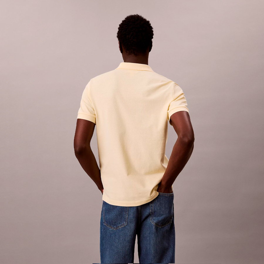 poloshirt-aus-baumwollpique-mit-offenem-kragen