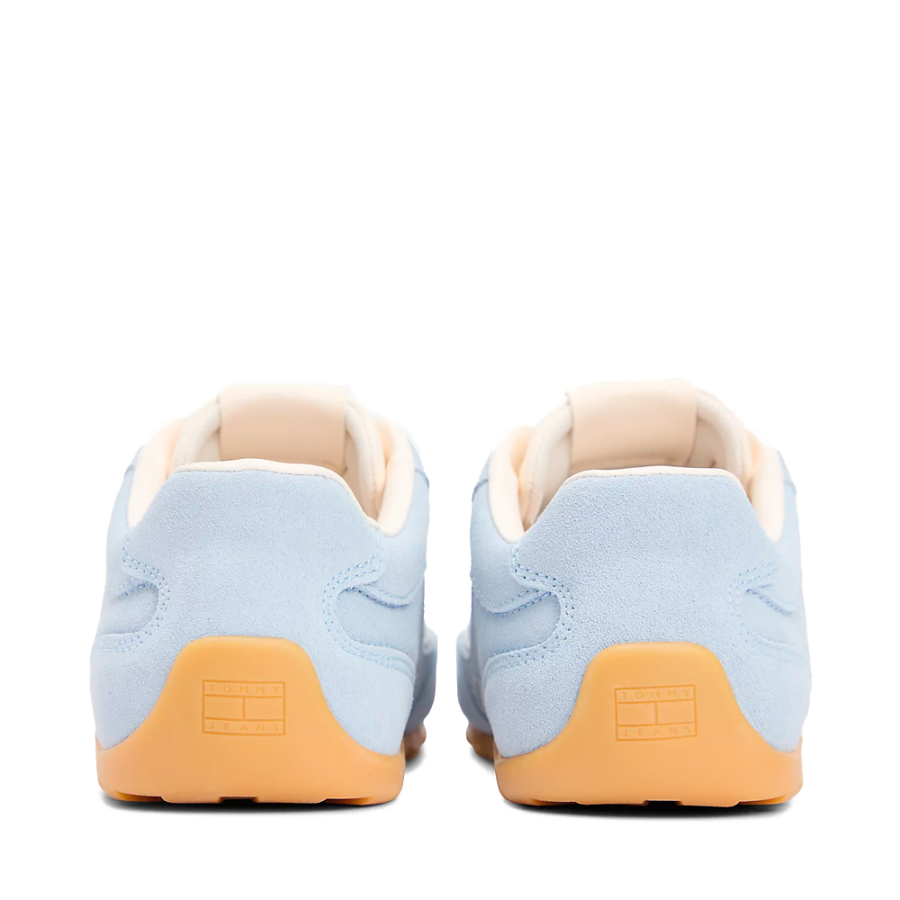 scarpe-da-corsa-con-suola-dentellata