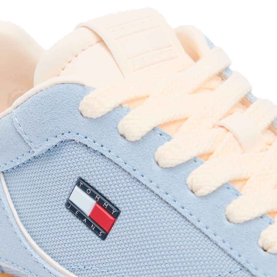 zapatillas-de-running-con-suela-dentada