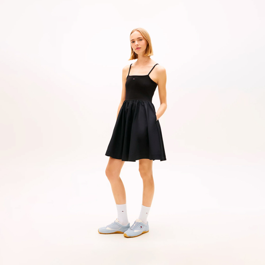 zapatillas-de-running-con-suela-dentada