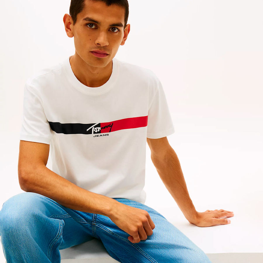 camiseta-de-punto-con-logo-con-la-firma