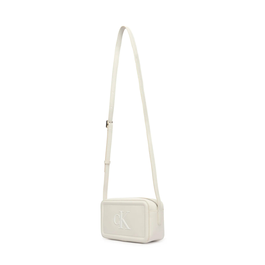 sac-bandouliere-style-appareil-photo-avec-monogramme-distinctif sac-bandouliere-style-appareil-photo-avec-monogramme-distinctif