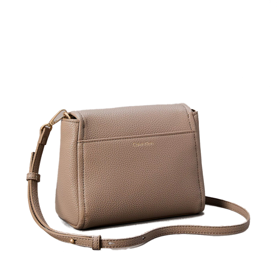 bolsa-de-ombro-com-textura-de-seixos