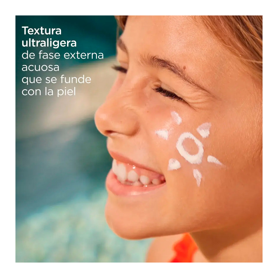 fusion-water-magic-pediatrics-spf-50-ultralekki-krem-przeciwsloneczny-do-twarzy