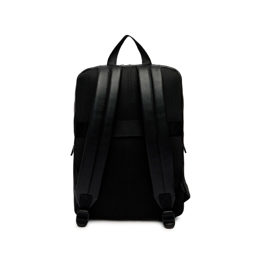sacoche-a-dos-a-enfiler-carree-avec-embleme