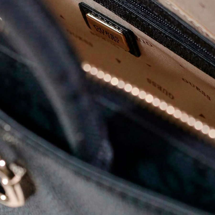 janie-logo-girlfriend-carryall-bag