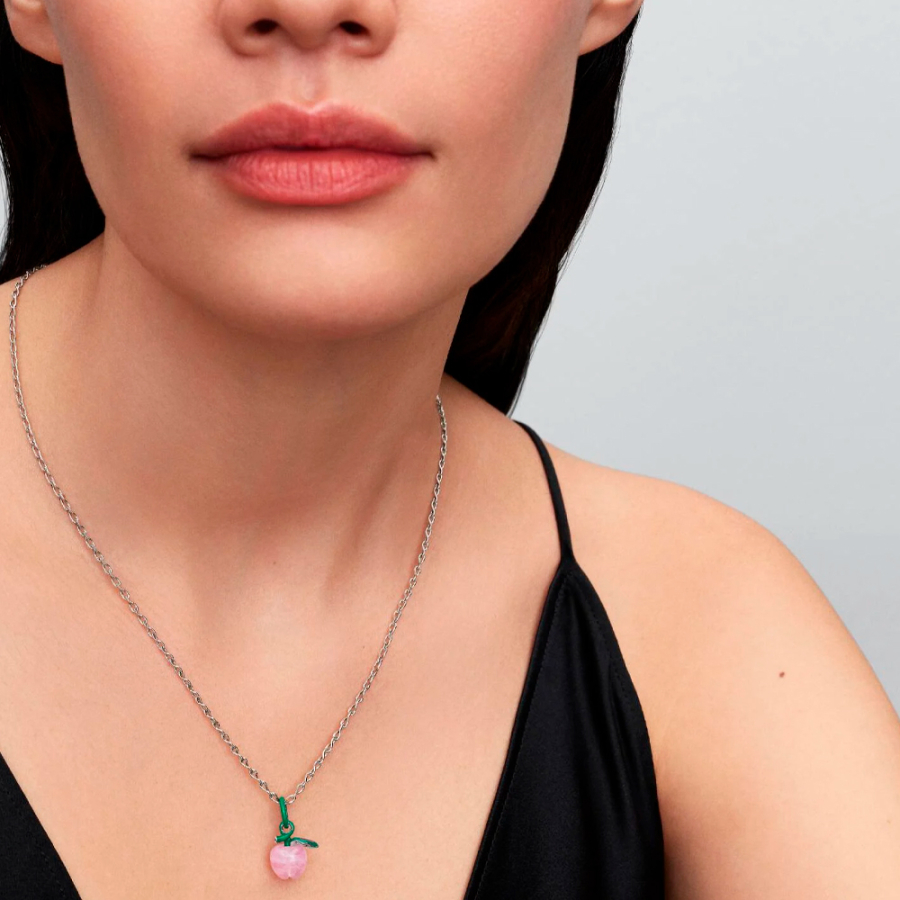 ciondolo-a-forma-di-mela-in-vetro-di-murano-rosa-794485c01 ciondolo-a-forma-di-mela-in-vetro-di-murano-rosa-794485c01