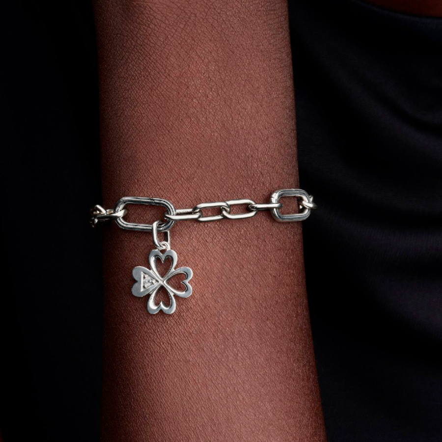 four-leaf-clover-heart-medallion-charm