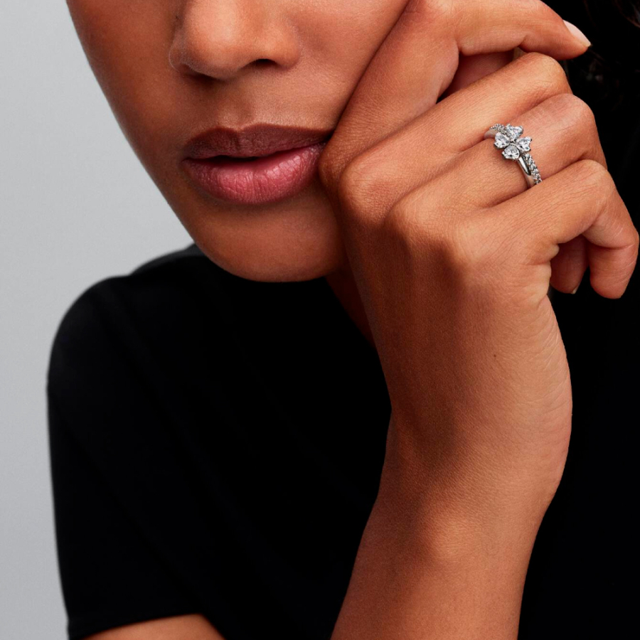 divisible-ring-lucky-clover-brilliant-194507c01