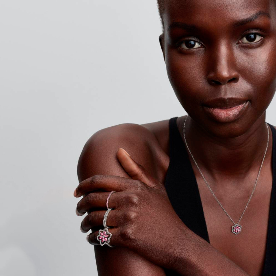 doppelter-cocktailring-mit-blume-194577c01