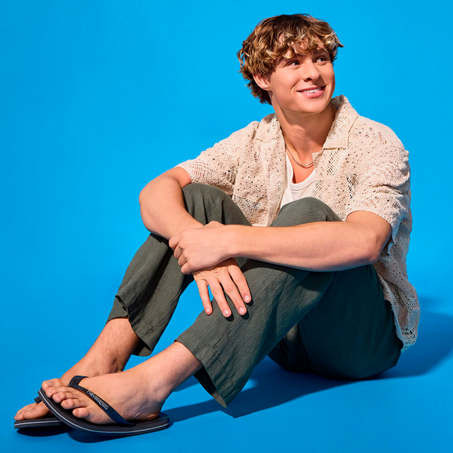 flip-flops-logo-fillet flip-flops-logo-fillet