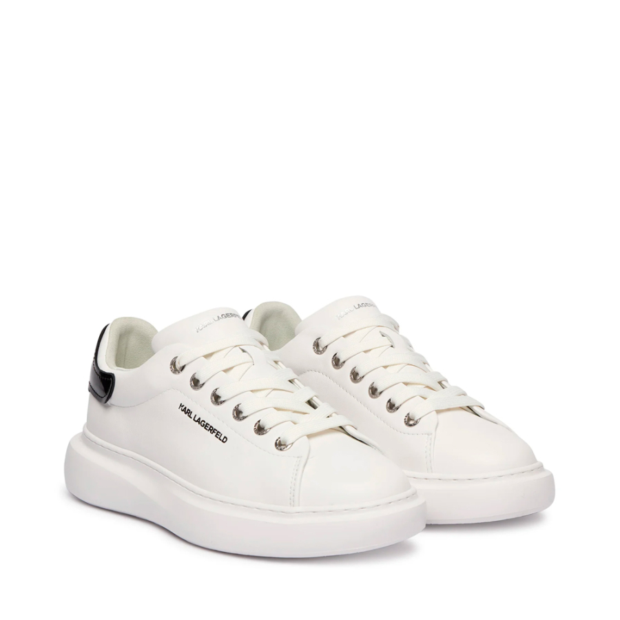 sneakers-ikon-nft-kore
