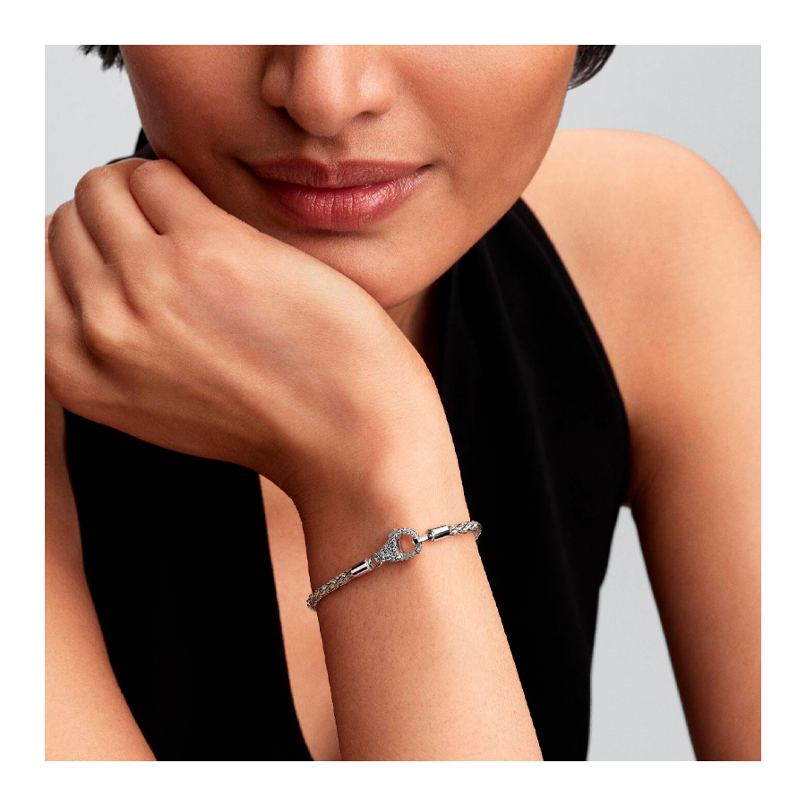 moments-bracelet-herringbone-chain-with-pave-clasp-594462c01 moments-bracelet-herringbone-chain-with-pave-clasp-594462c01