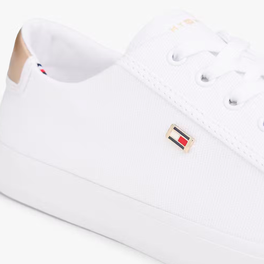 chaussure-a-lacets-en-toile-vulc