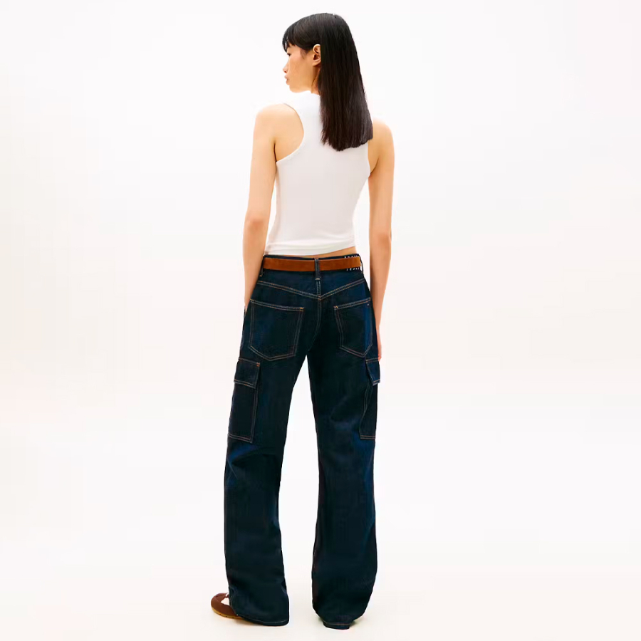 t-shirt-slim-script-label t-shirt-slim-script-label