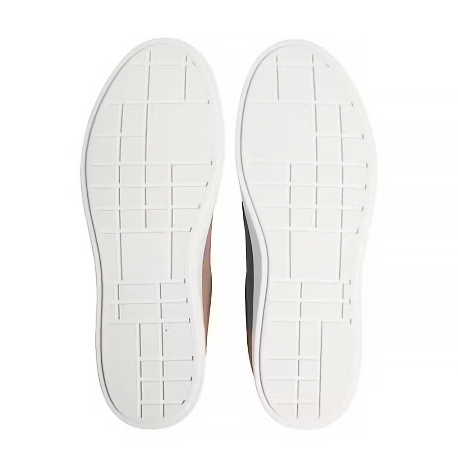 baskets-brooke-avec-logo-distinctif
