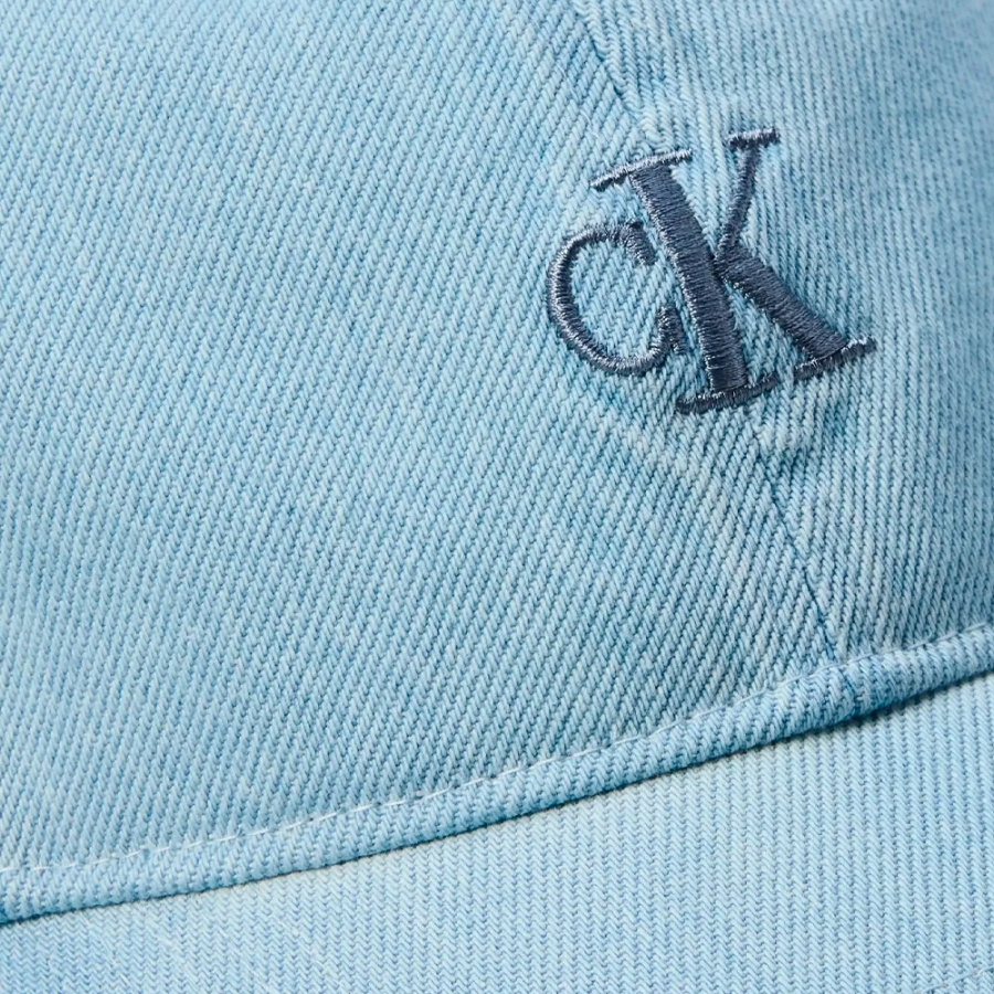 gorra-embroidered-monogram-denim