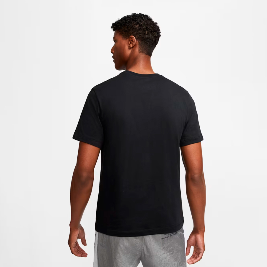 sportswear-club-t-shirt