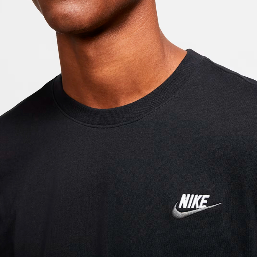 sportswear-club-t-shirt