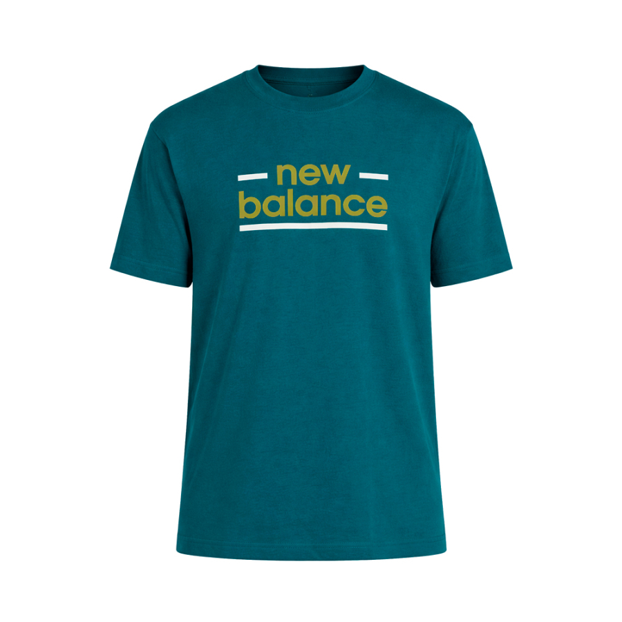 t-shirt-mit-linearen-linien