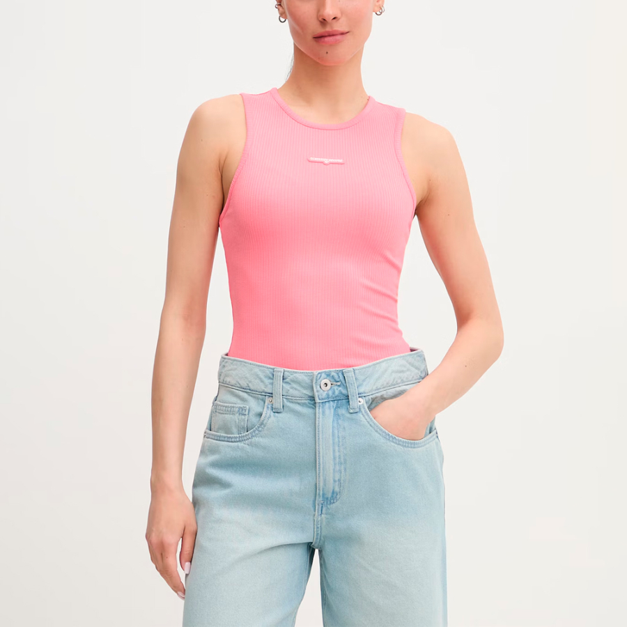 camiseta-slim-script-label