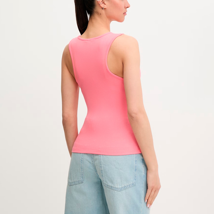 slim-script-label-t-shirt