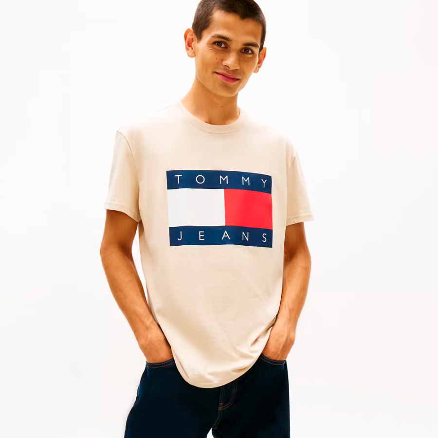 t-shirt-mit-rundhalsausschnitt-und-logo