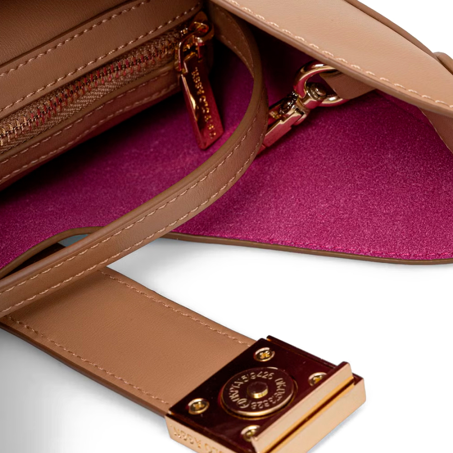 beumf9045wvp418-margaret-tasche