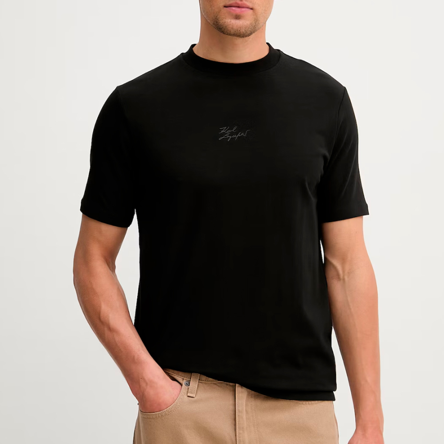 t-shirt-mit-aufgedrucktem-logo