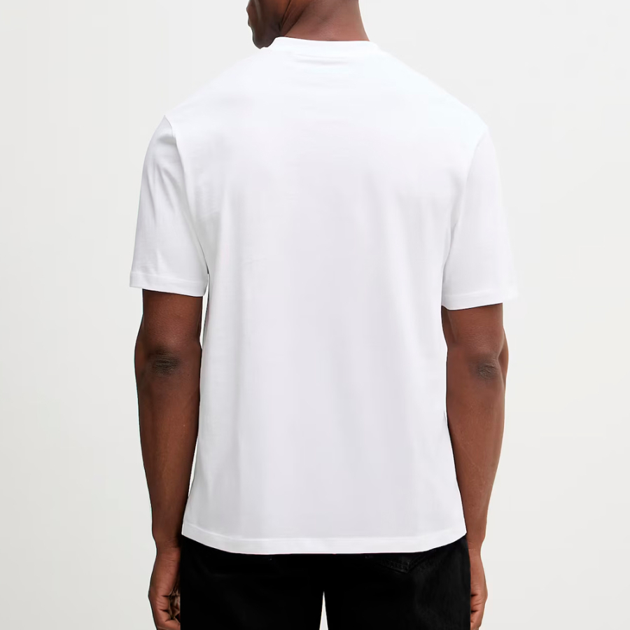 t-shirt-mit-grafikdruck