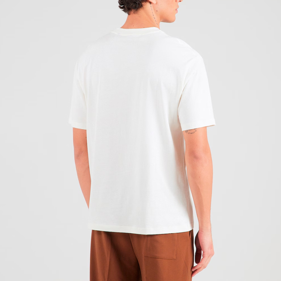 camiseta-con-estampado-karl