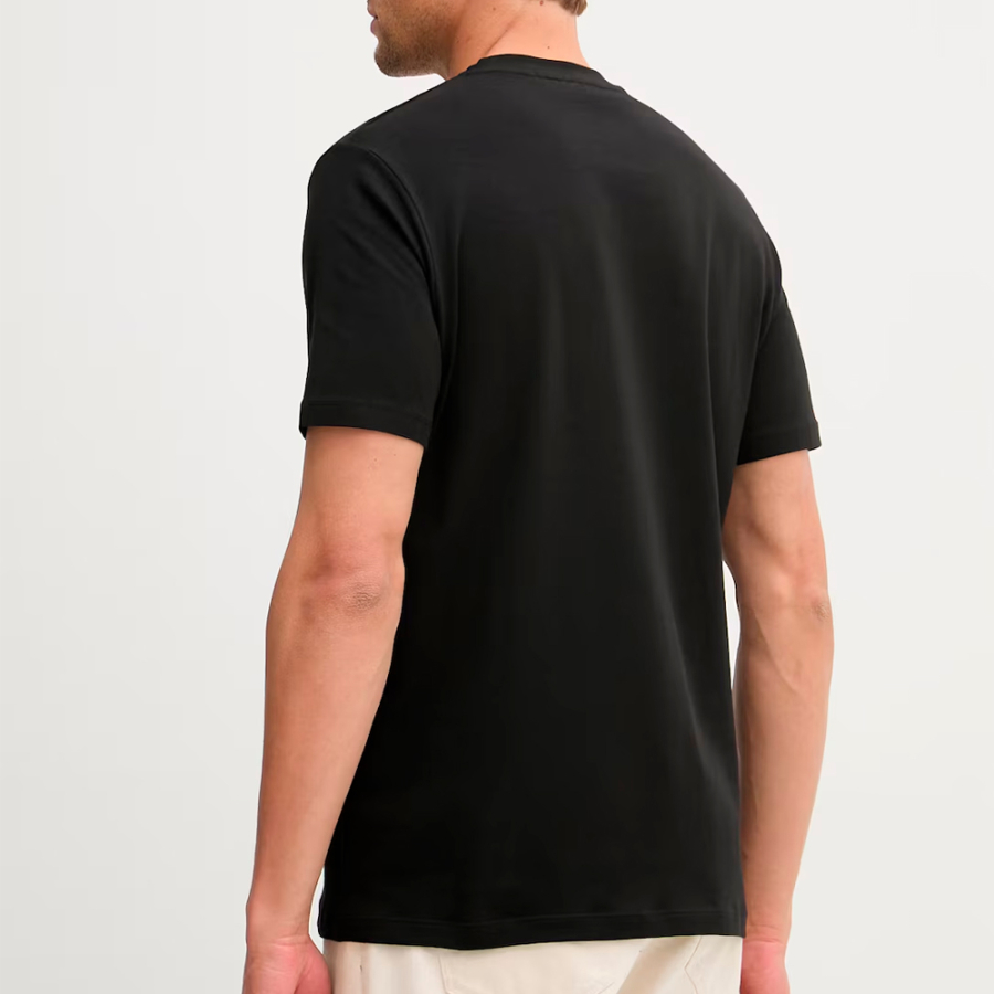 camiseta-de-manga-curta-com-monograma