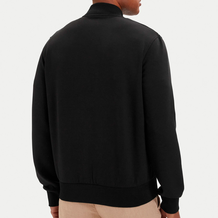 chaqueta-con-logotipo