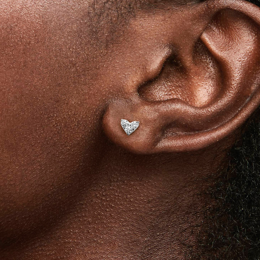 herzformige-ohrstecker-mit-drei-edelsteinen-293003c01