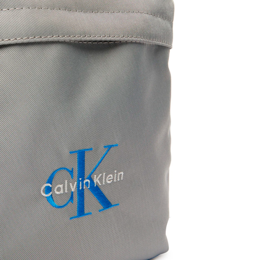 flat-nylon-shoulder-bag-with-monogram-logo