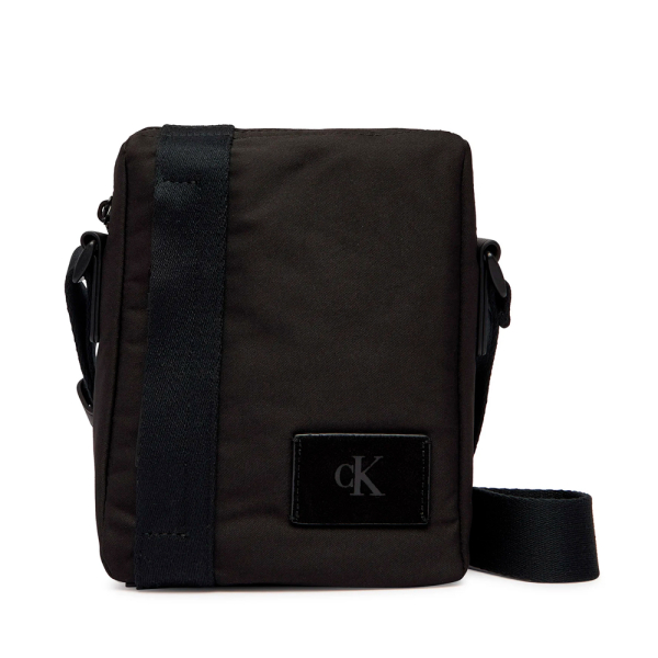 Calvin Klein Sac de reporter en toile - U Noir- Ref 56 €