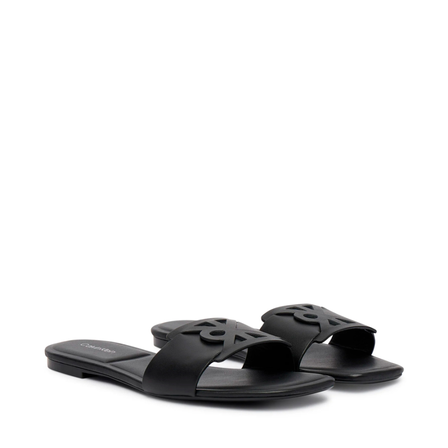 provence-sandales-plates-en-cuir-a-bout-carre