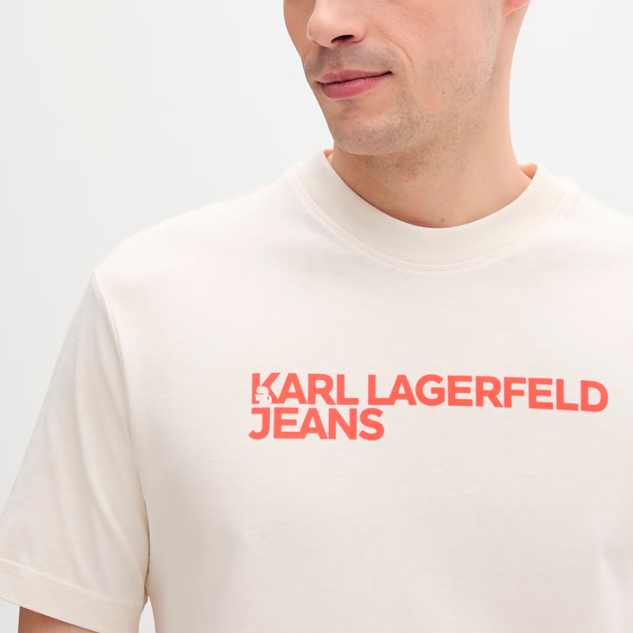camiseta-essential-con-nombre-de-la-marca camiseta-essential-con-nombre-de-la-marca