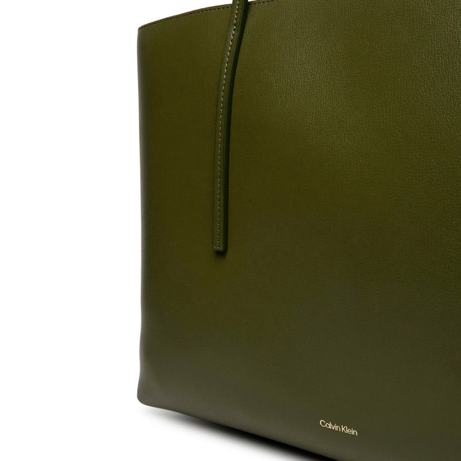 tote-bag-with-metal-foil-logo