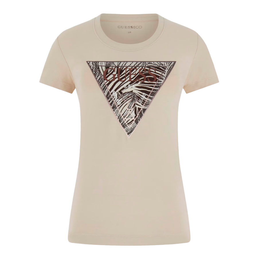 camiseta-con-logo-de-triangulo