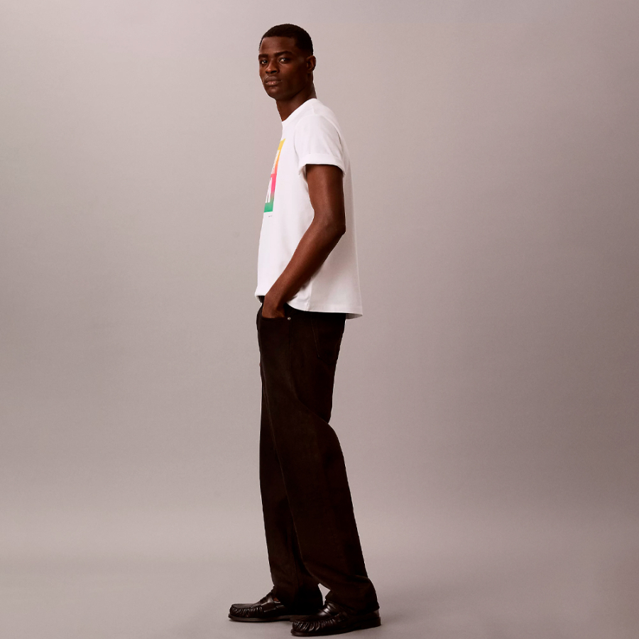 camiseta-holgada-con-logo-pride