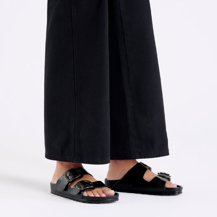 arizona-eva-sandalen-mit-grosser-schnalle-und-schmaler-passform