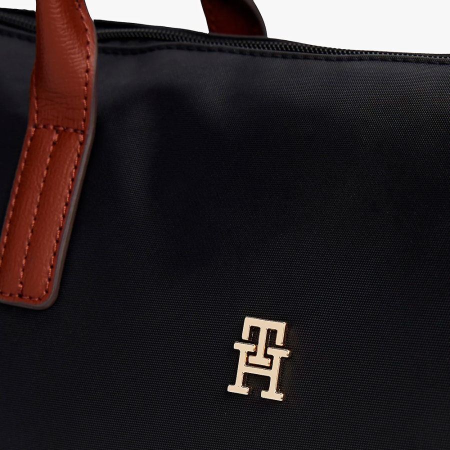 bolso-tote-con-monograma-th bolso-tote-con-monograma-th