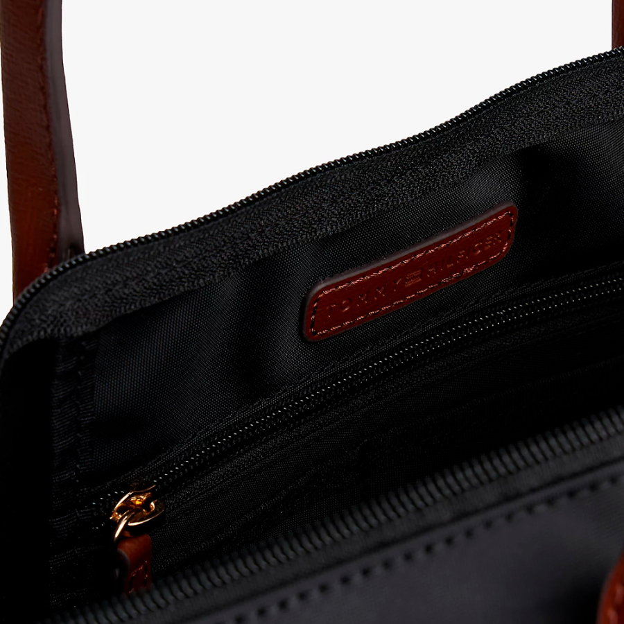 bolso-tote-con-monograma-th bolso-tote-con-monograma-th