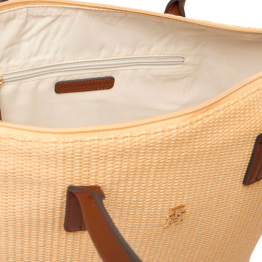 bolso-tote-de-rafia-con-bandolera bolso-tote-de-rafia-con-bandolera