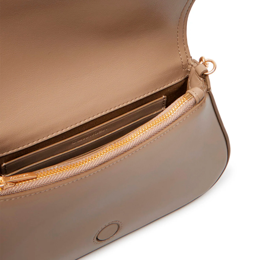 bolsa-curva-com-alca-de-corrente
