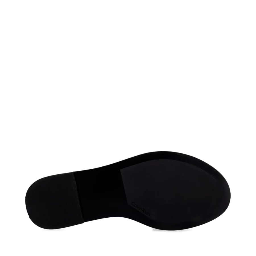 round-flat-sandals